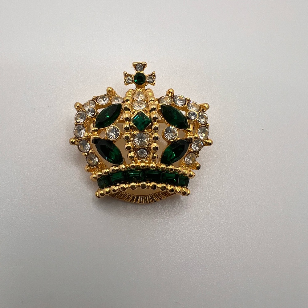 Vintage Carina Gold  and Green Crown Brooch